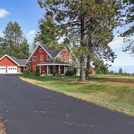 Lakeview Home With New Hot Tub - Sleeps 10
